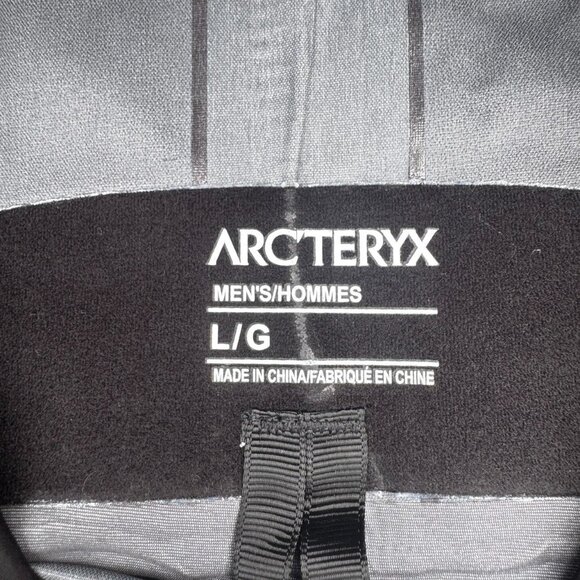 ARC’TERYX Alpha SV jacket - Picture 6 of 7